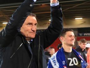 Cá cược Blackburn Rover: Tony Mowbray hướng tới phía trước