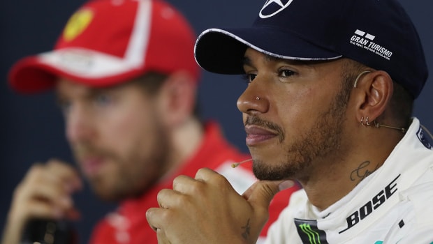 Cá cược đua xe: Lewis Hamilton cạnh tranh với Sebastian Vettel